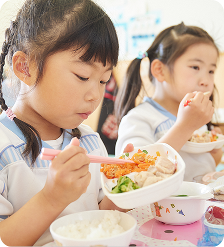 おいしい給食を提供