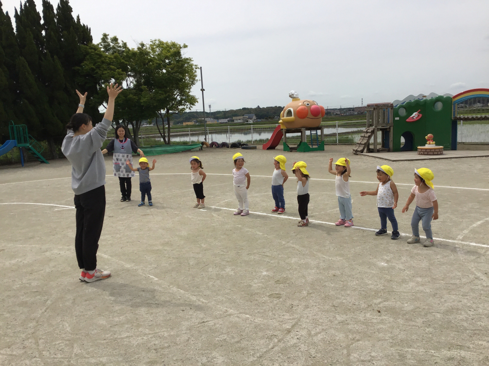 今日も元気に体操指導♪