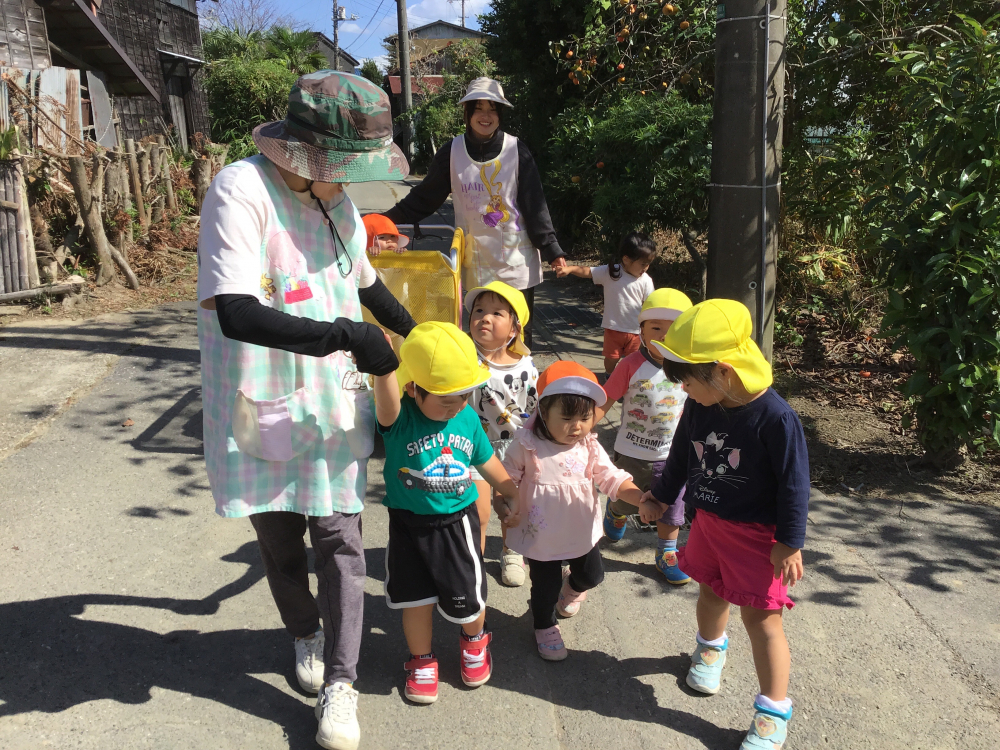 切り絵ワーク&お散歩♪