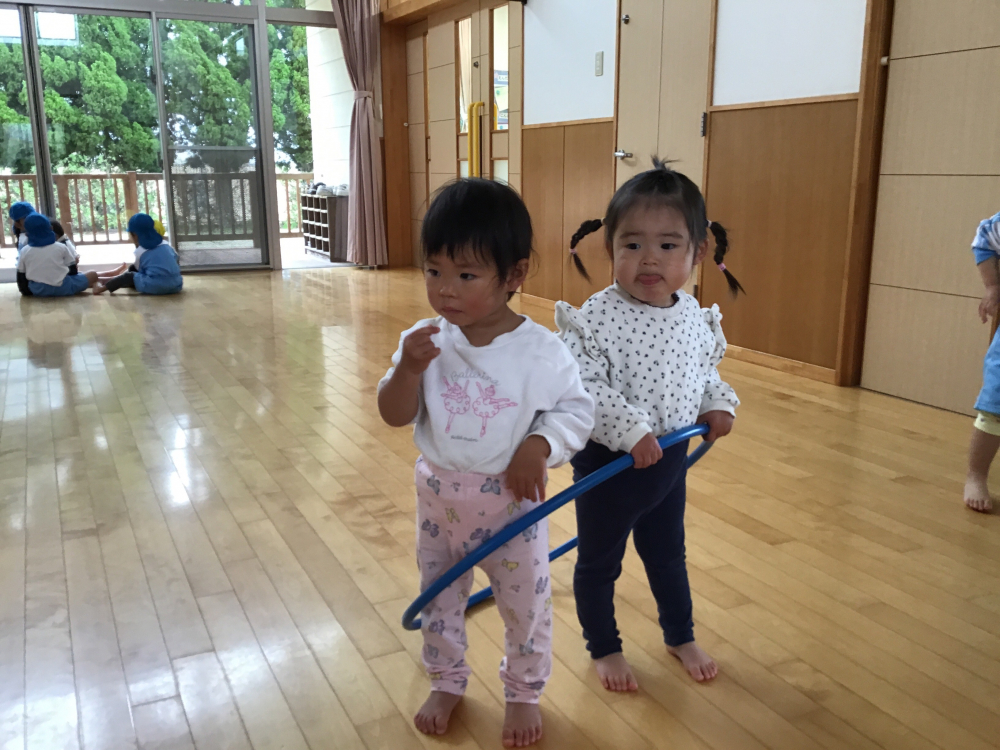 ホールで遊んだよ♪