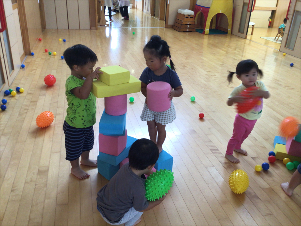ソフトブロックを積み上げたよ！