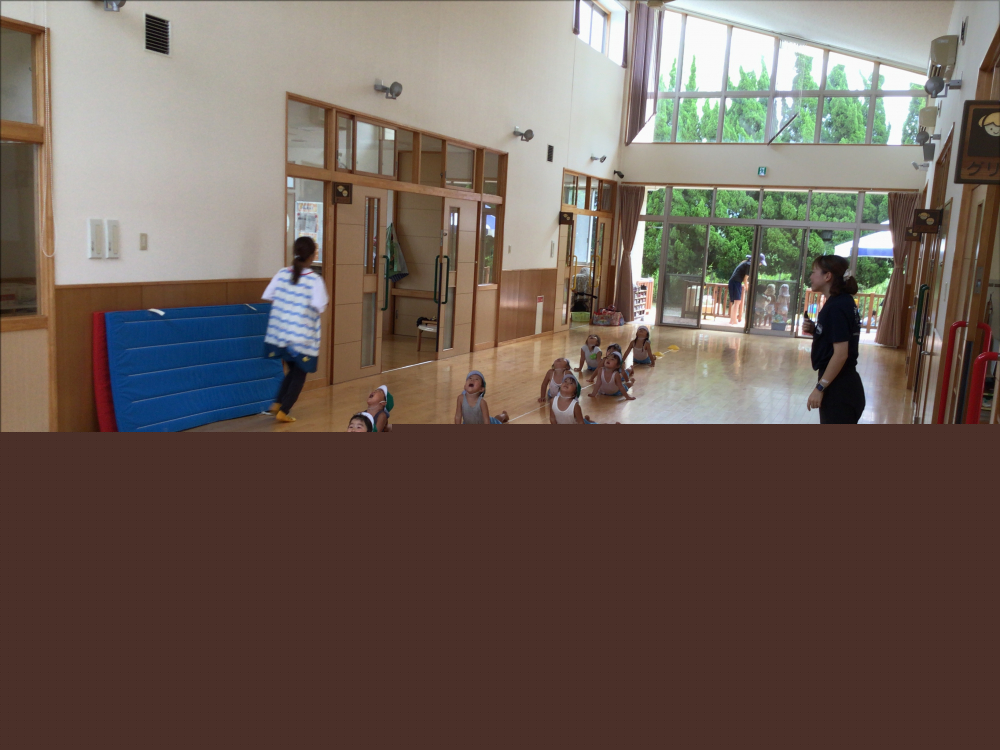 3歳児、5歳児で組立体操を頑張りました☆